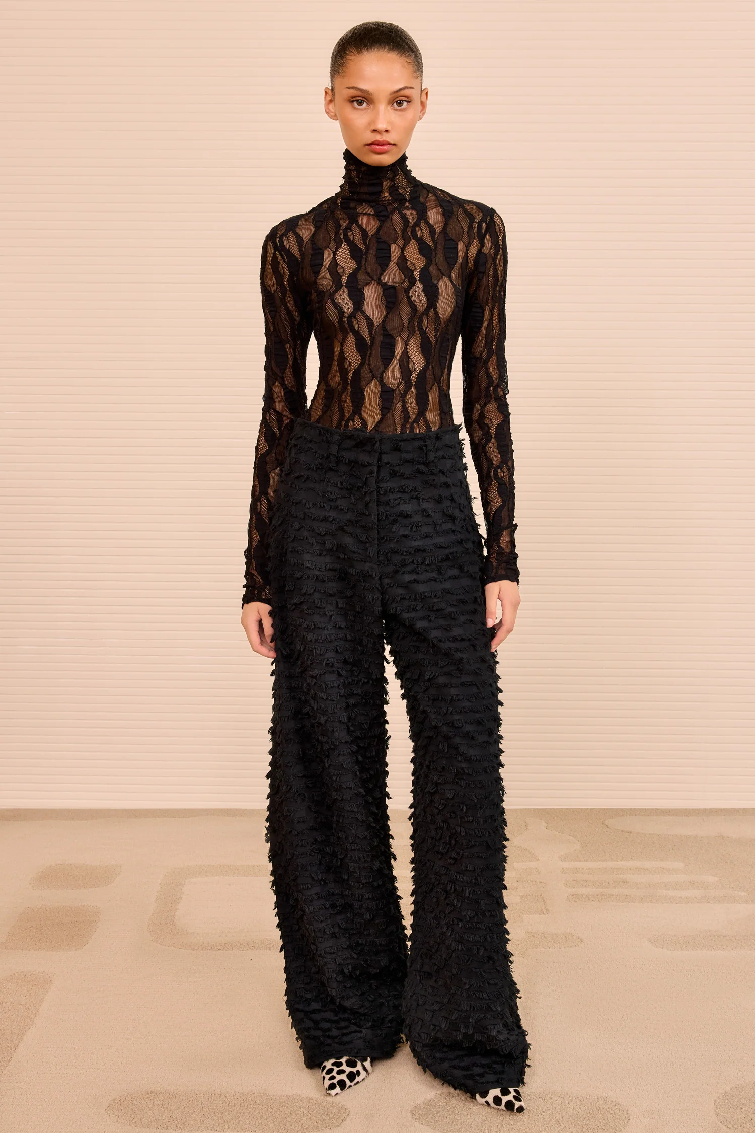 Beatrix Wide Leg Trouser - Noir - Image 3