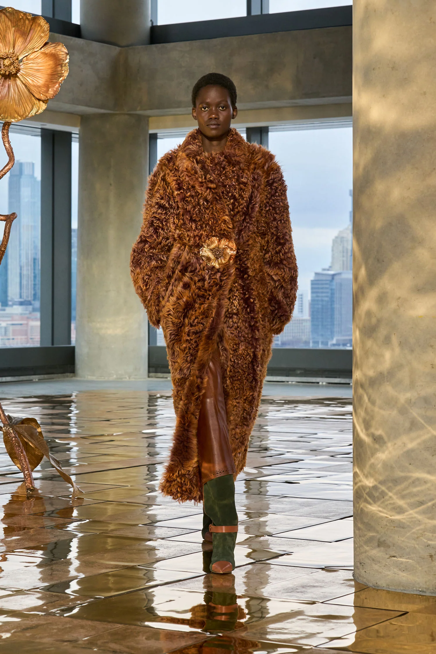 Ceryse Long Shearling Coat - Umber - Image 8