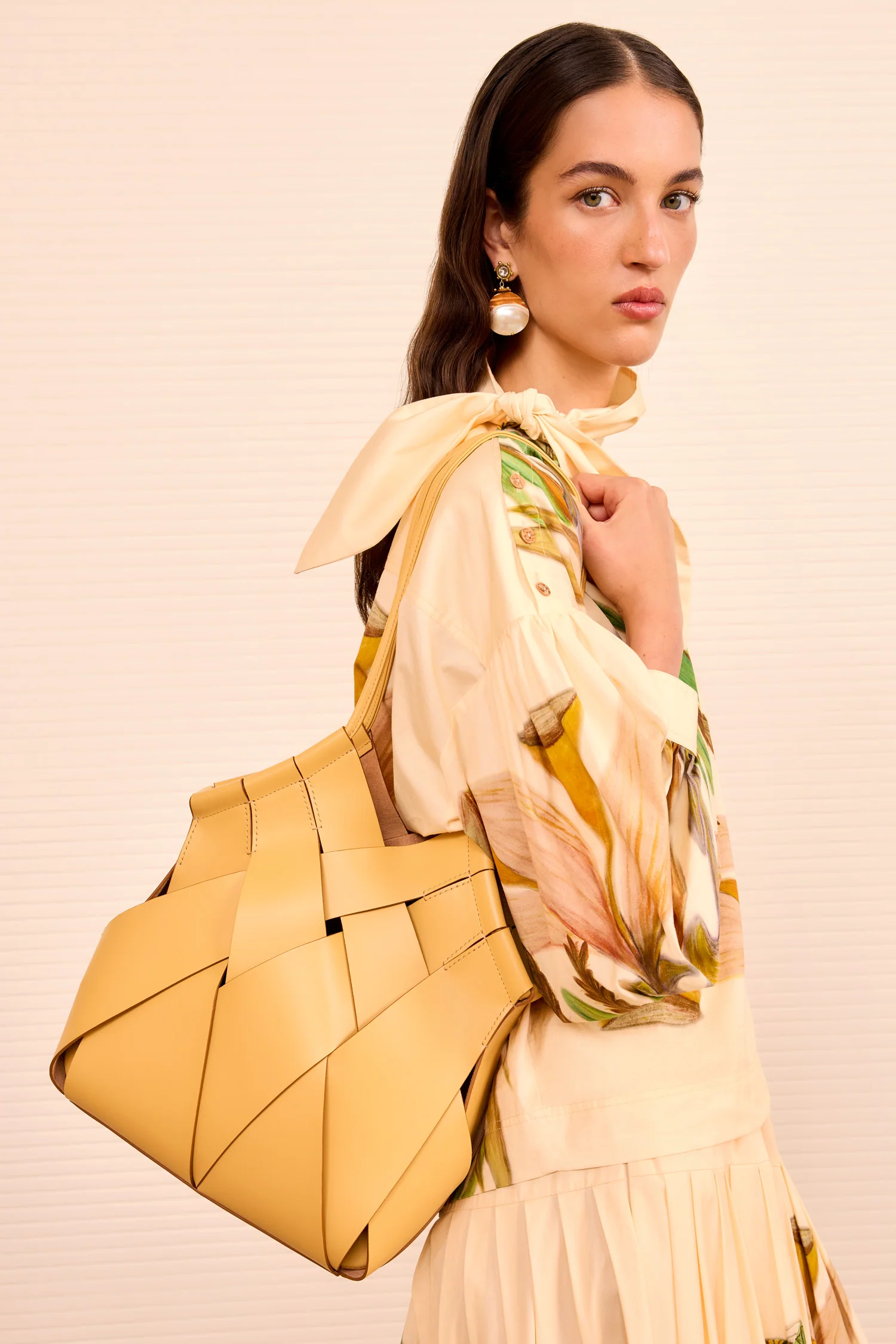 Charlotte Shoulder Bag - Lotus - Image 6