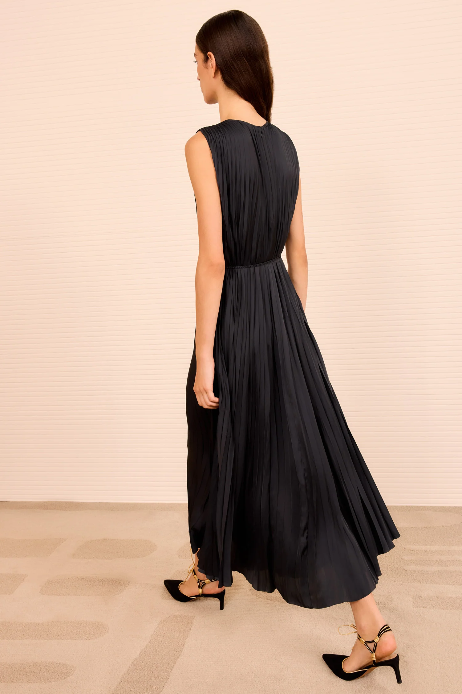 Fianna Pleated Midi Dress - Noir - Image 4