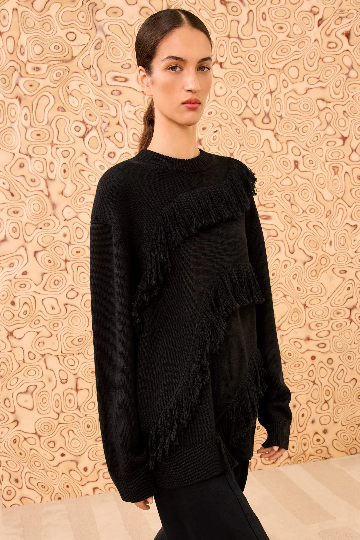 Ina Oversized Fringe Pullover - Noir - Image 3