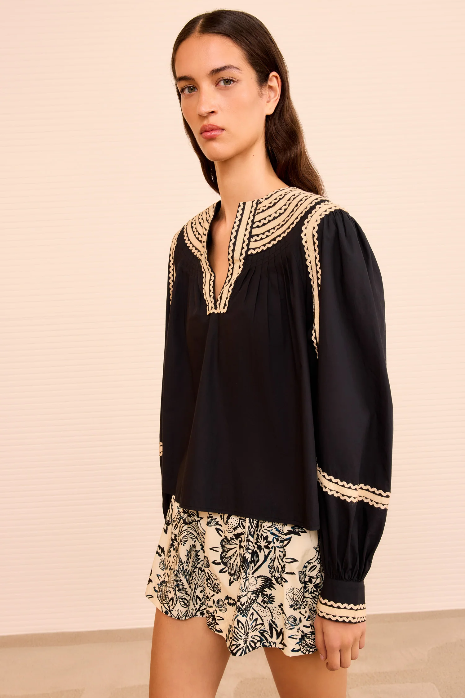 Laurenza Long Sleeve Top - Noir - Image 3