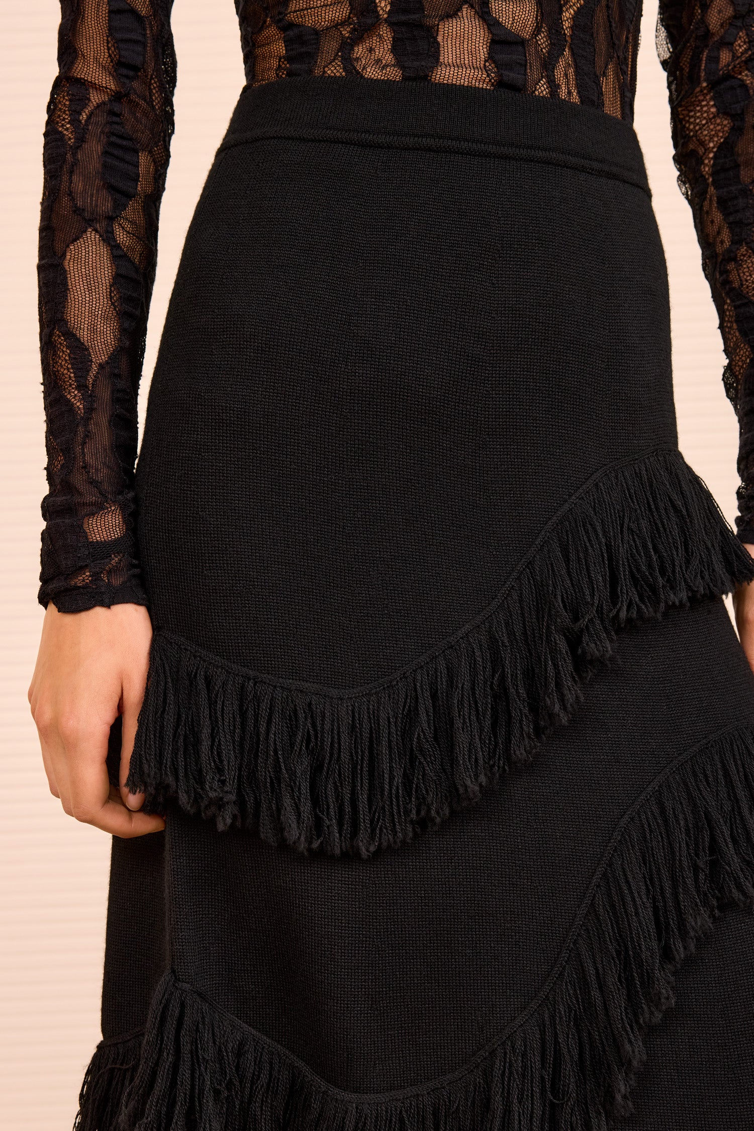 Mirena Long Knit Fringe Skirt - Noir - Image 3