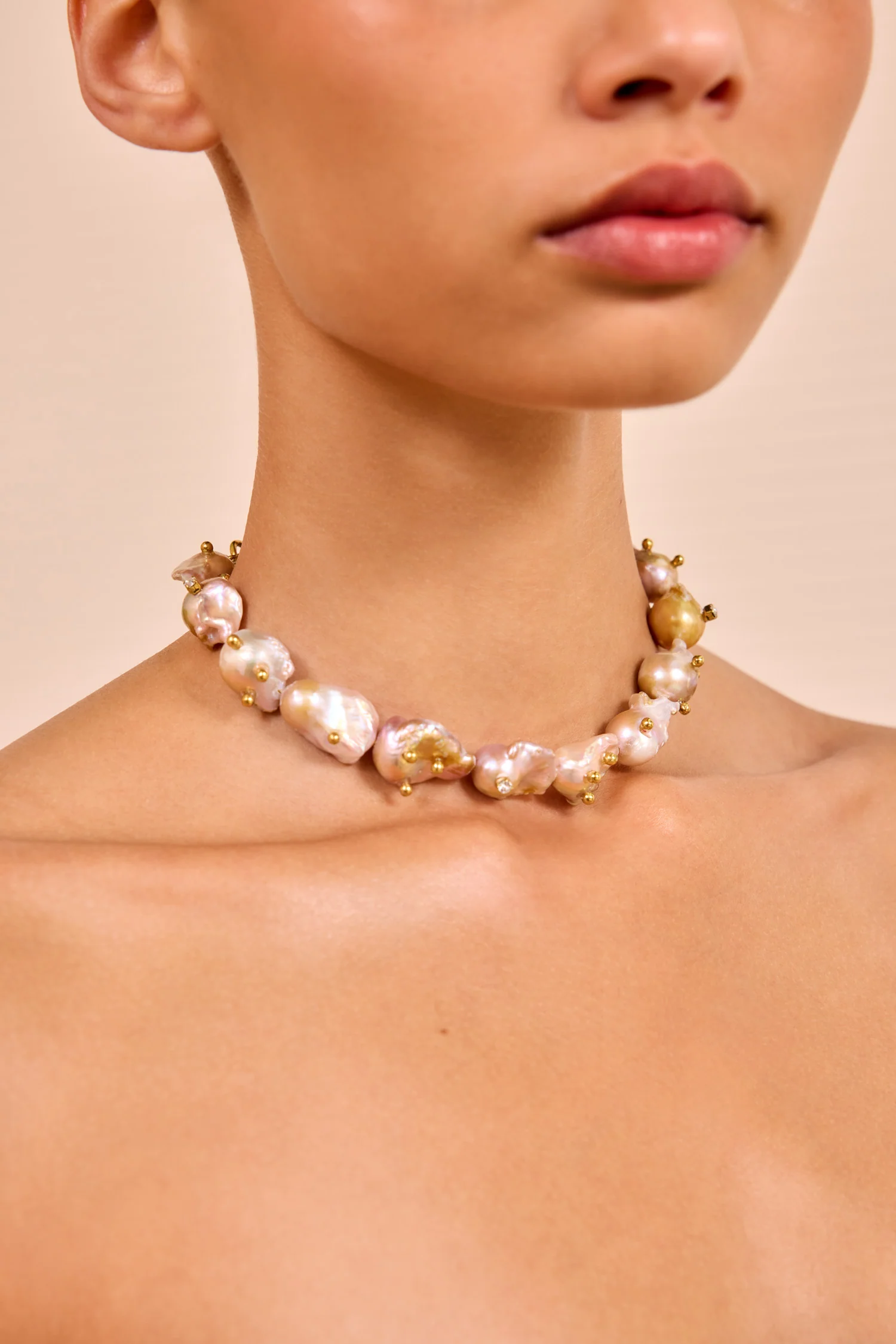 Baroque Pearl Choker - Pink Pearl - Image 3