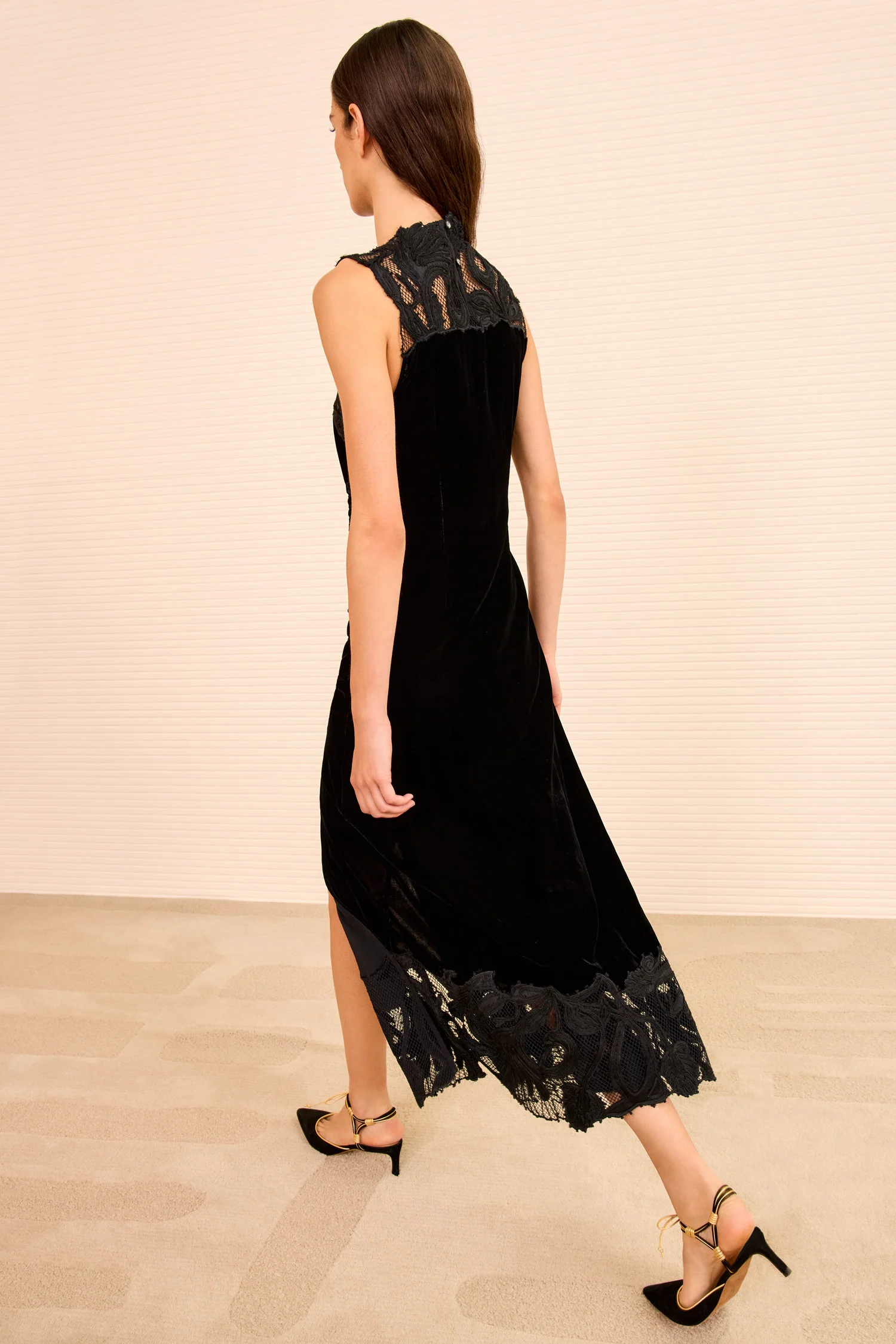 Rosaria Embroidered Ruched Dress - Noir - Image 5