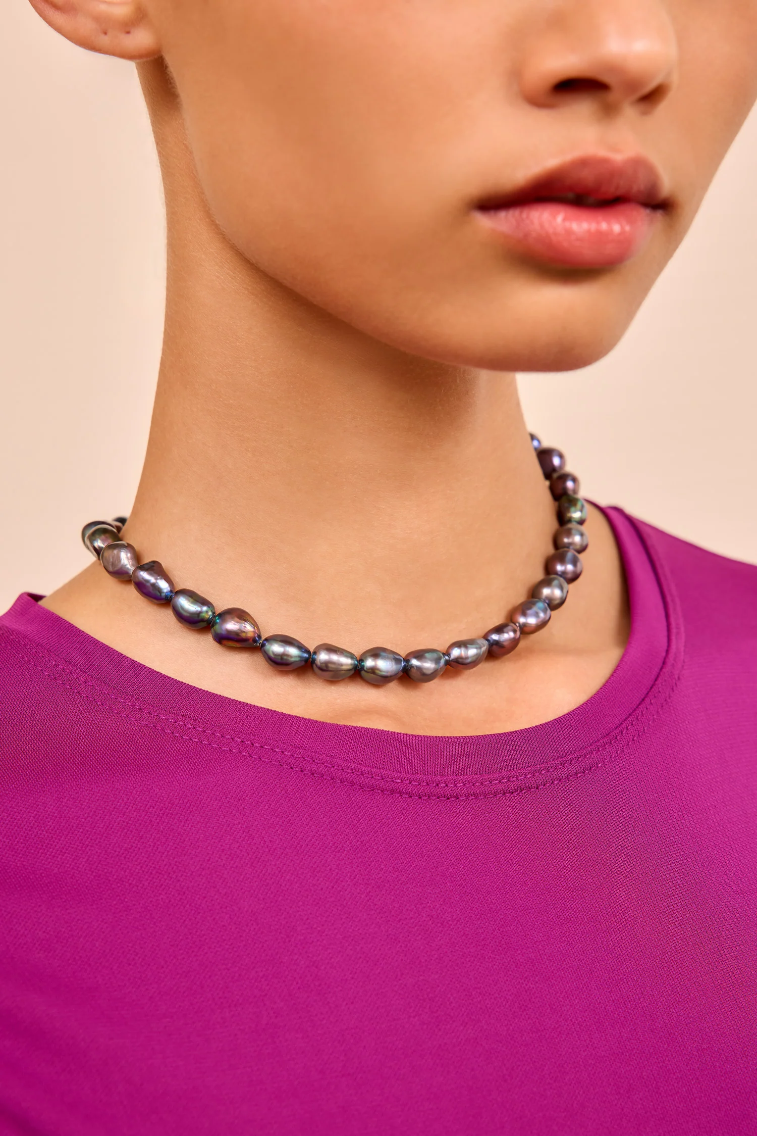 Small Pearl Choker - Oyster - Image 3