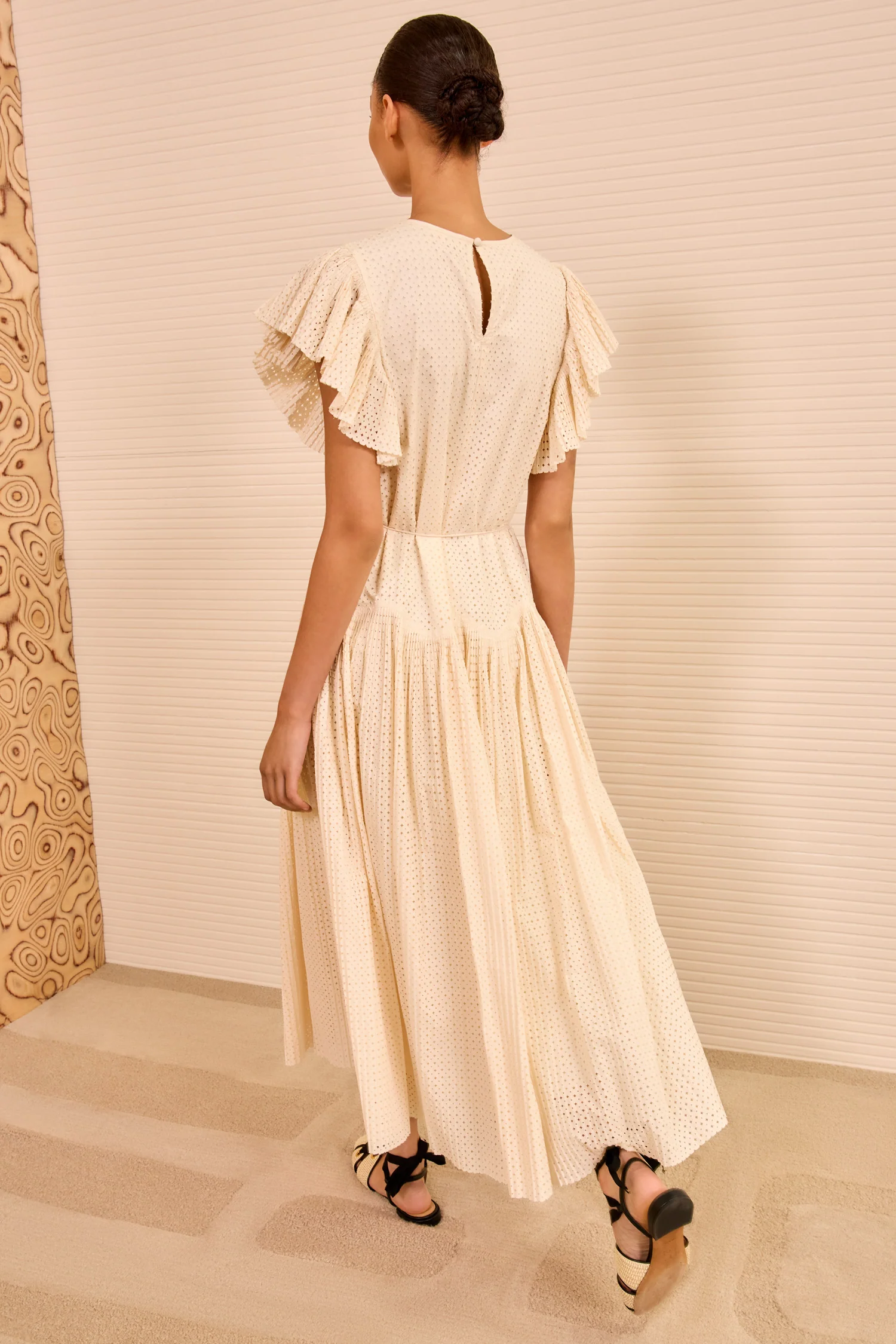 Sylvaine Flutter Sleeve Midi Dress - Cowrie - Image 4
