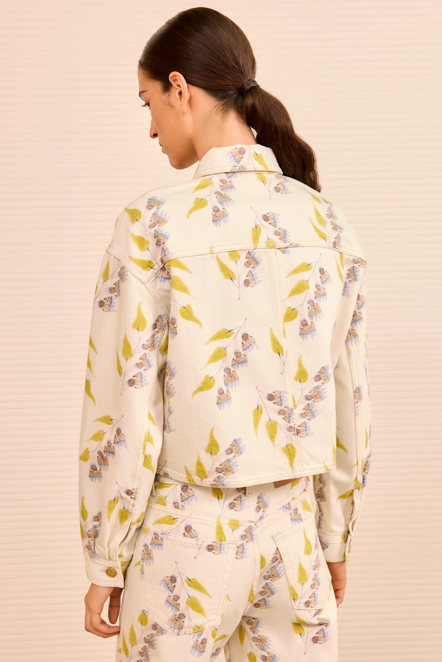 The Bobbi Cropped Jacket - Infinite Flower - Image 5
