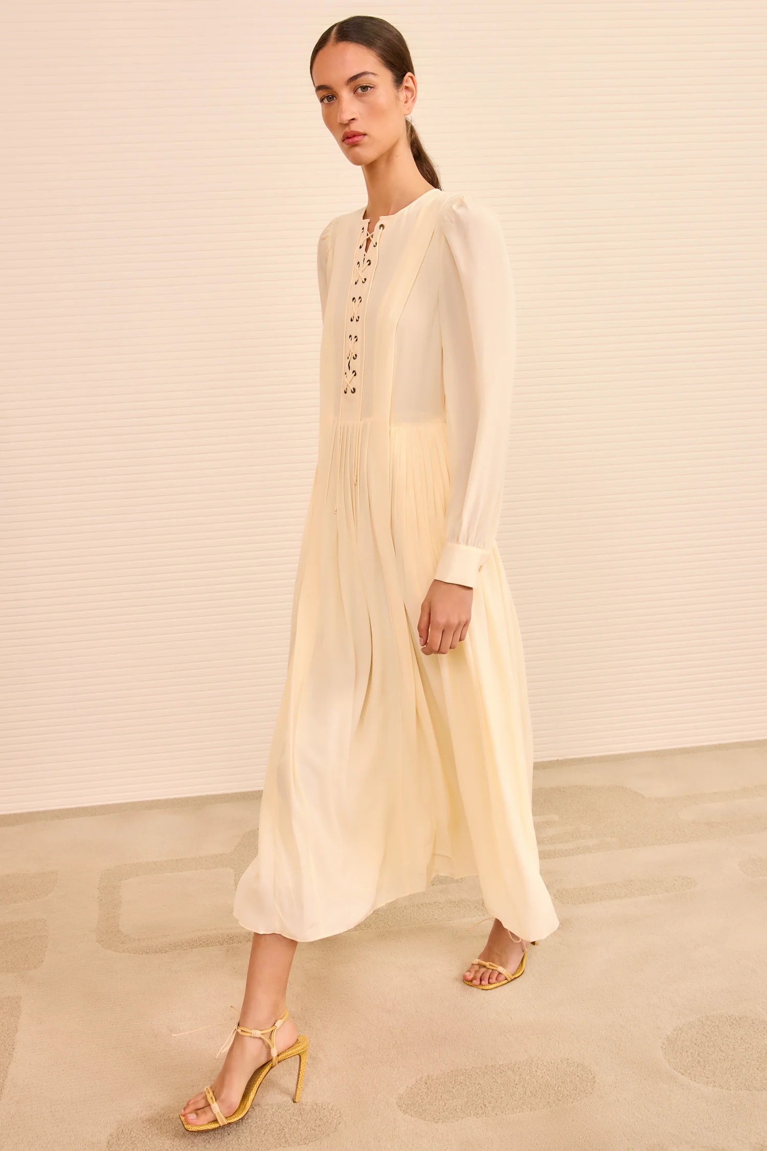 Veria Lace Front Midi Dress - Cowrie - Image 3